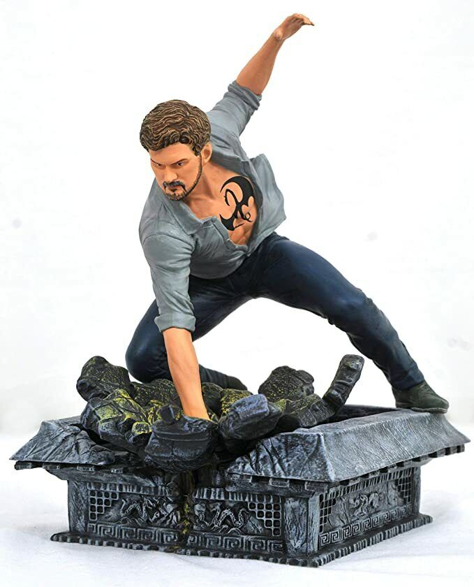 MARVEL GALLERY DEFENDERS IRON FIST PVC STATUE